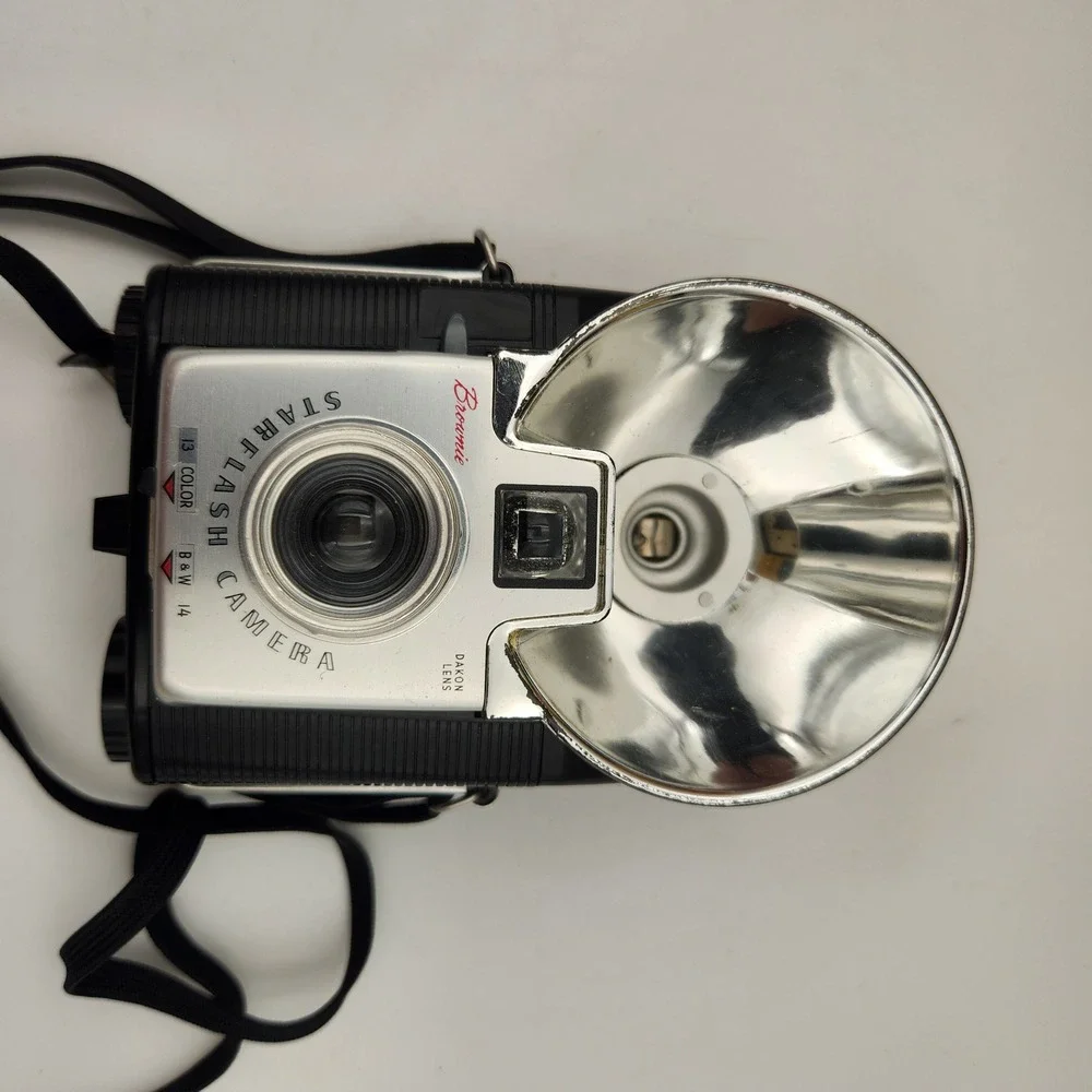 Vintage Kodak‎ Brownie Starflash Outfit Camera with Box and Manual 127 Film MCM